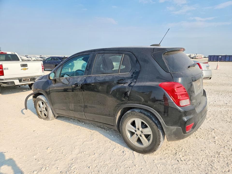 2020 CHEVROLET TRAX LS 2