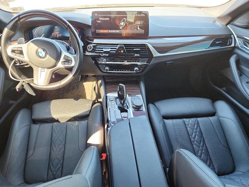 2023 BMW 540 XI 8