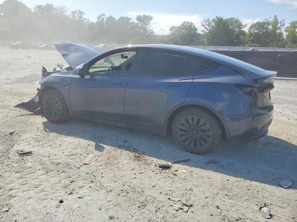 2024 TESLA MODEL Y 2