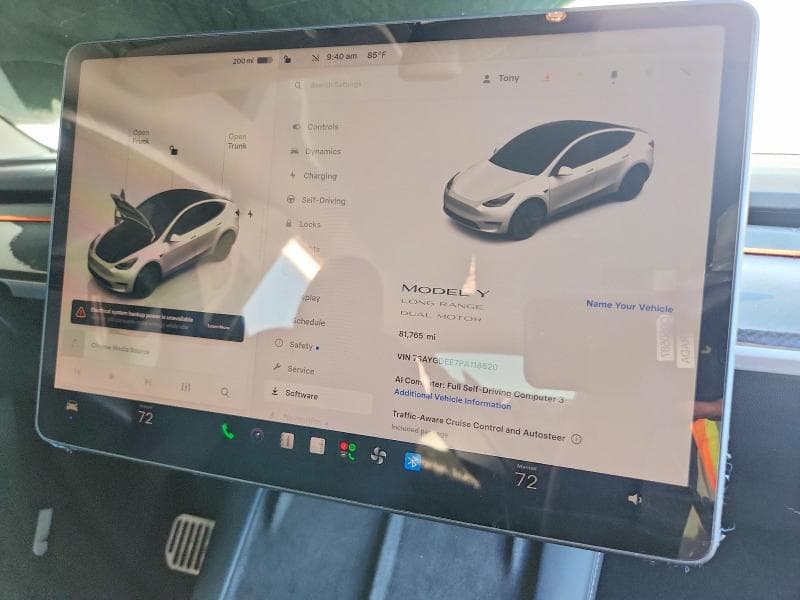 2023 TESLA MODEL Y 9
