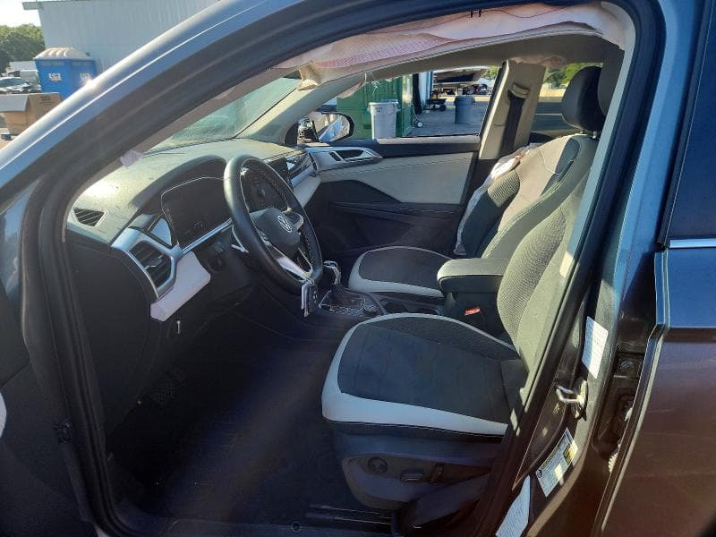 2025 VOLKSWAGEN TAOS SE 7