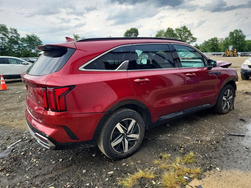 2021 KIA SORENTO S 3