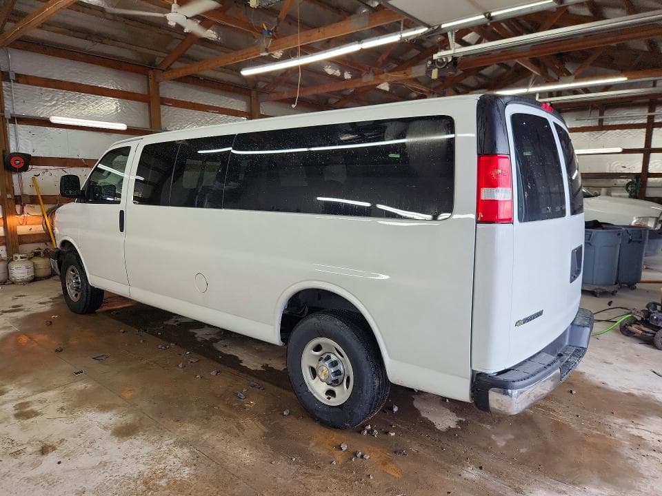 2024 CHEVROLET EXPRESS G3500 LT 2