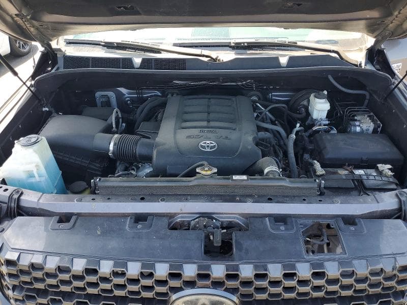 2018 TOYOTA TUNDRA PLATINUM 11