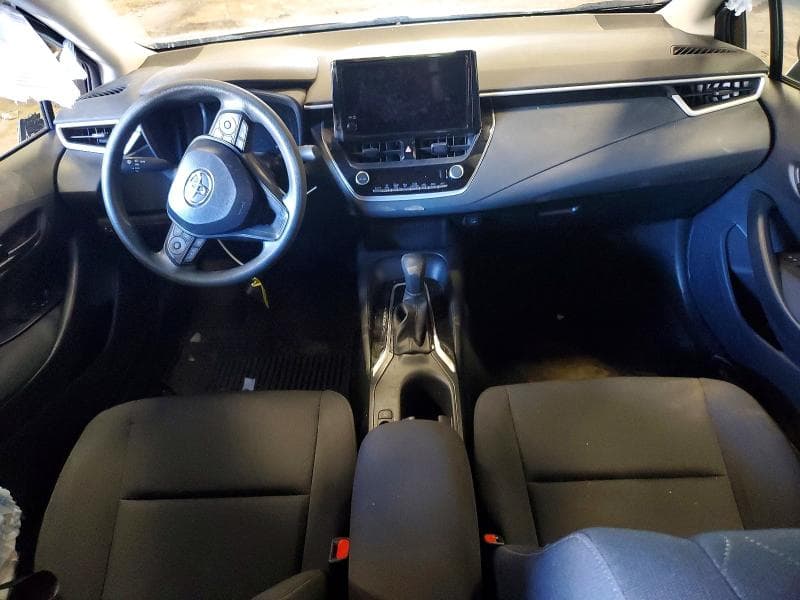 2026 TOYOTA COROLLA LE 8
