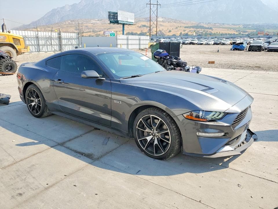 2020 FORD MUSTANG 4