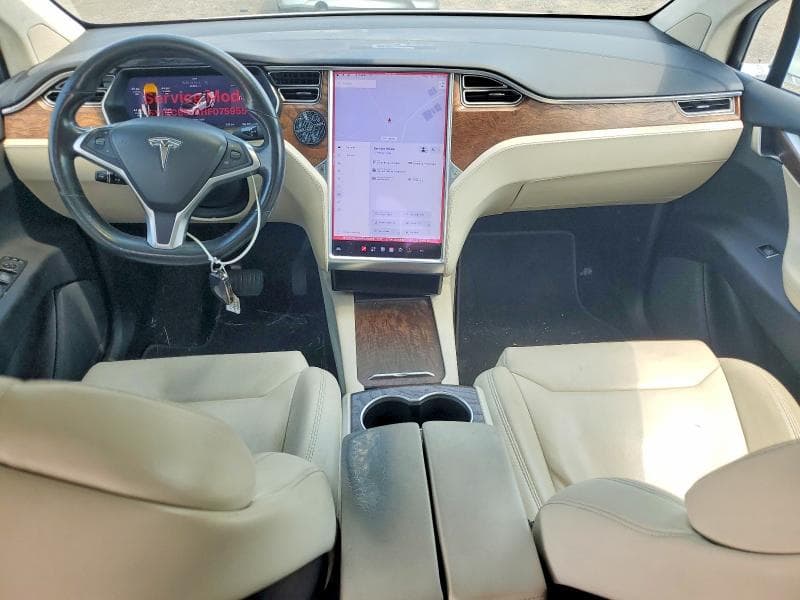 2017 TESLA MODEL X 8