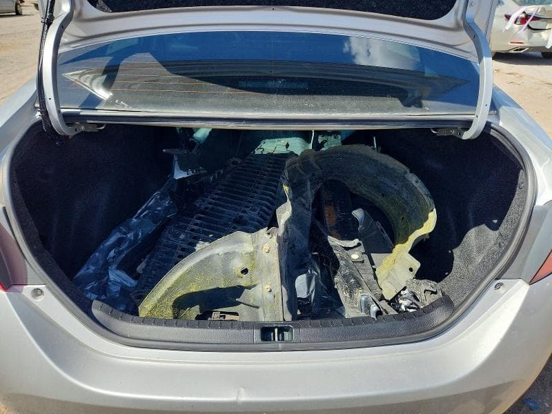 2018 TOYOTA COROLLA SE 12