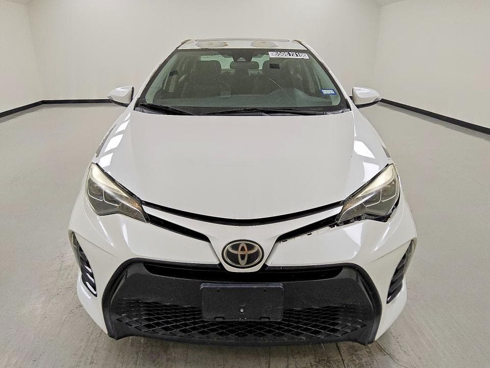 2017 TOYOTA COROLLA XSE 5