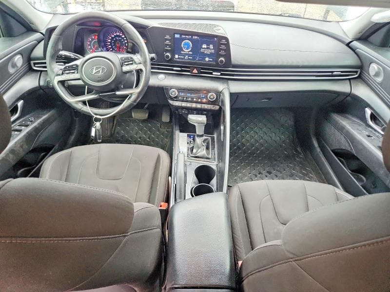 2022 HYUNDAI ELANTRA SEL 8