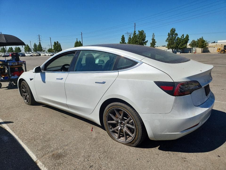 2020 TESLA MODEL 3 2