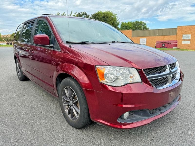 2017 DODGE GRAND CARAVAN SXT - 1