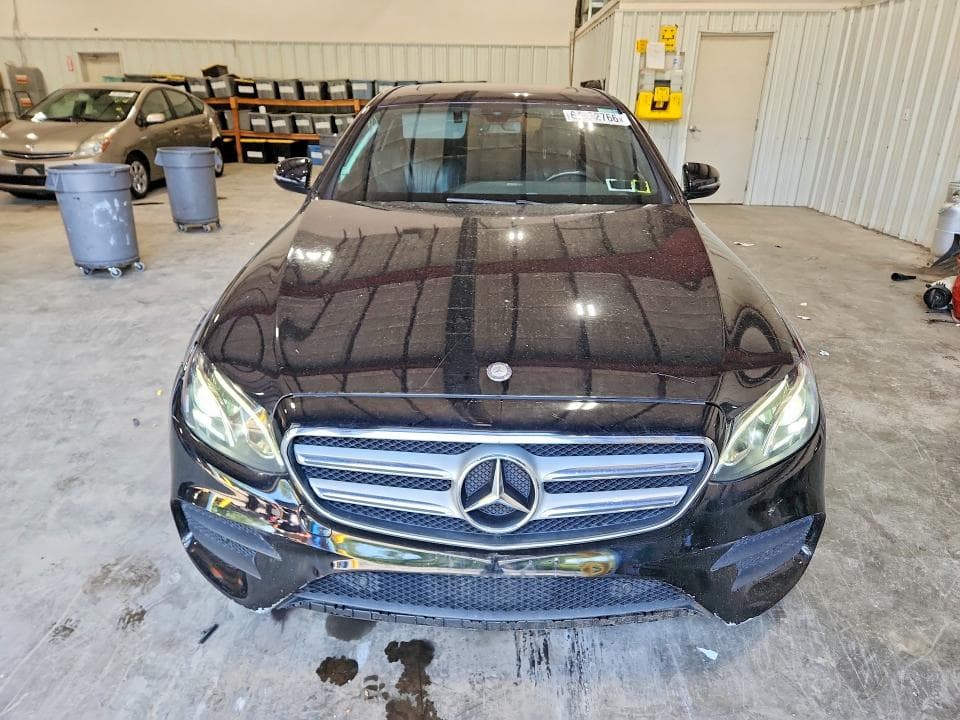 2017 MERCEDES-BENZ E 300 4MATIC 5