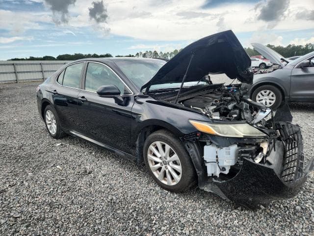 2020 TOYOTA CAMRY LE 4
