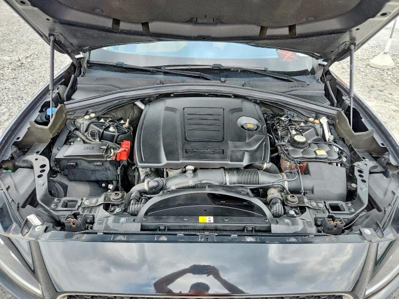 2020 JAGUAR F-PACE PREMIUM 12