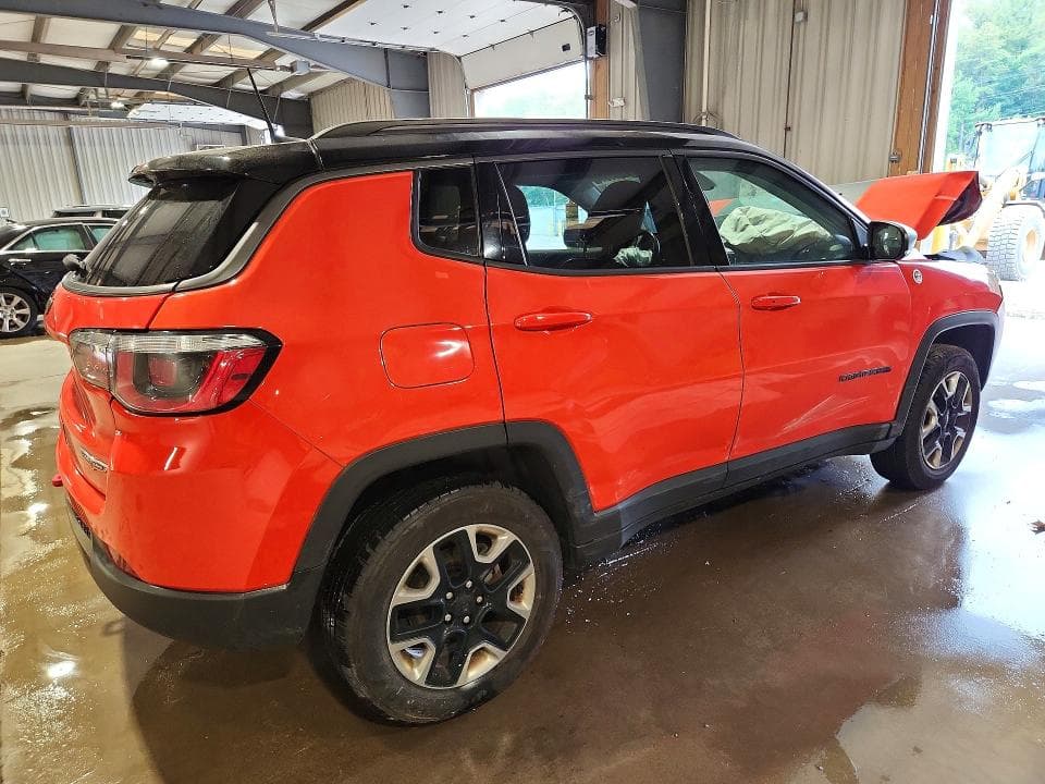 2018 JEEP COMPASS TRAILHAWK 3