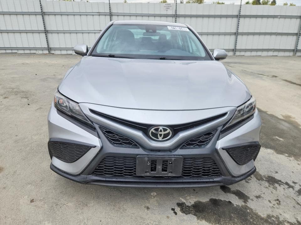 2022 TOYOTA CAMRY SE 5