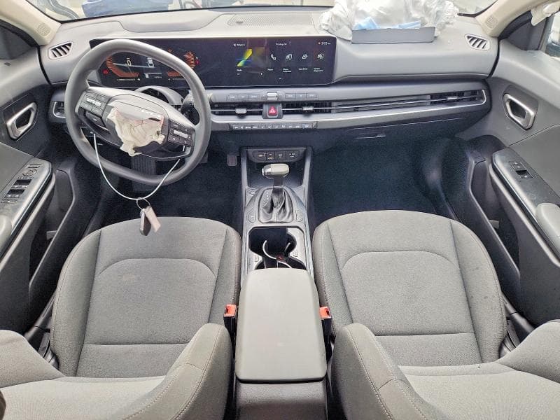 2025 KIA K4 LXS 8