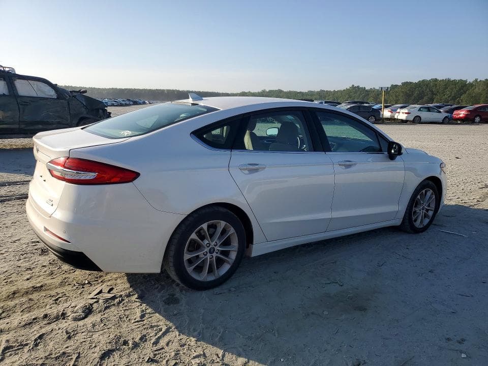2020 FORD FUSION SE 3