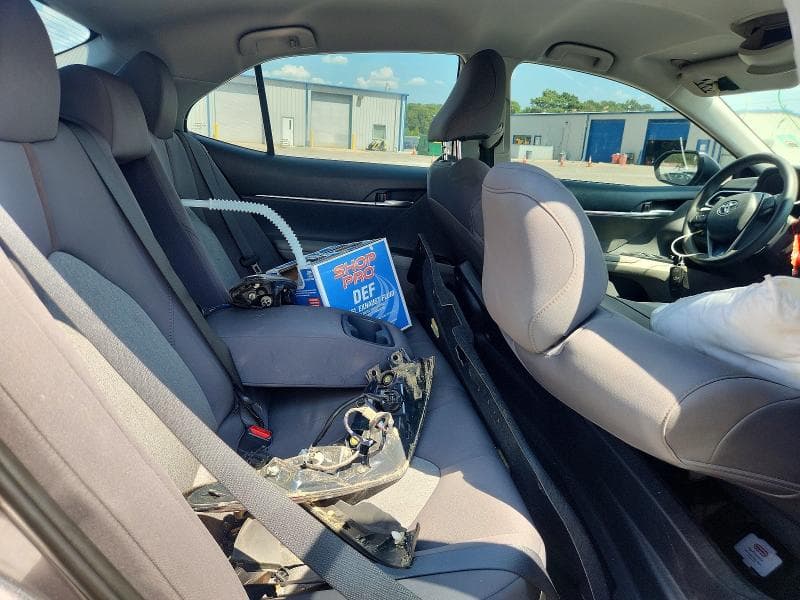 2018 TOYOTA CAMRY LE 10
