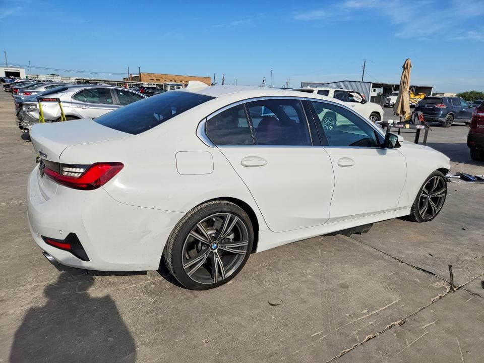 2022 BMW 330XI 3