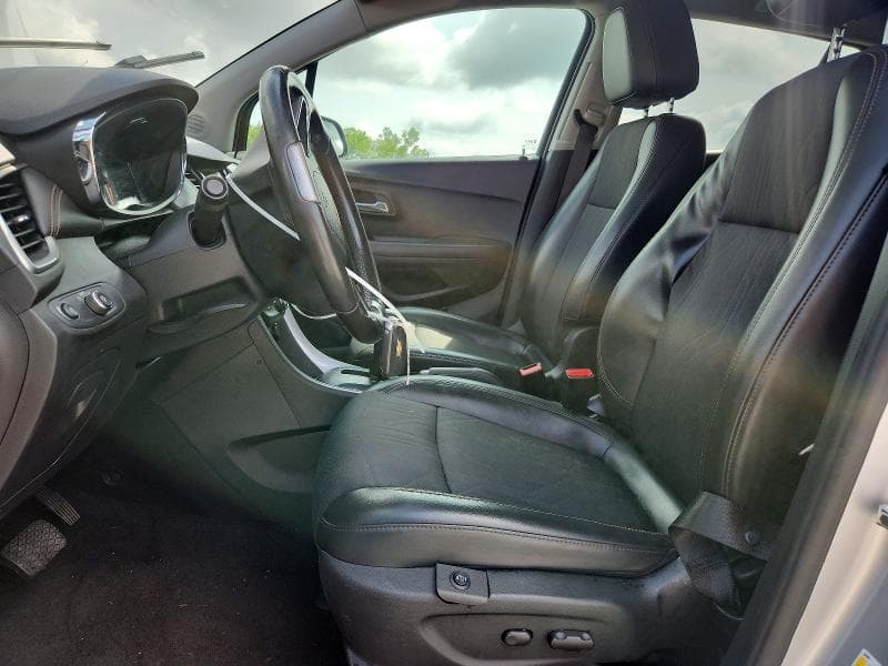 2018 CHEVROLET TRAX 1LT 7