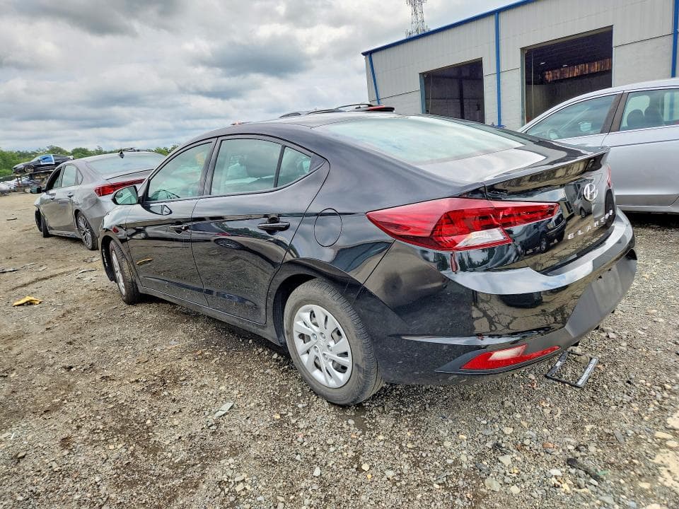 2020 HYUNDAI ELANTRA SE 2