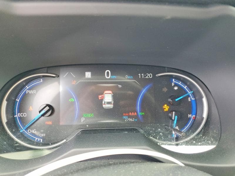2024 TOYOTA RAV4 HYBRID XLE 9