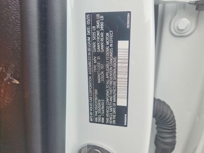 2026 VOLVO XC40 PLUS 14