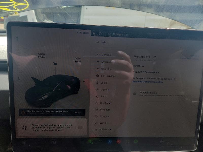 2025 TESLA MODEL 3 9