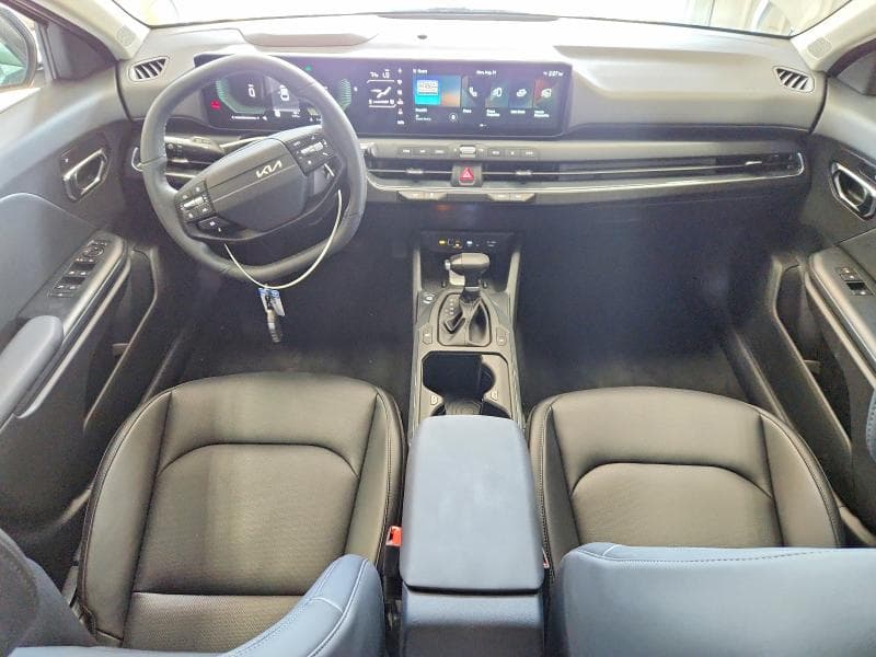2026 KIA K4 EX 8
