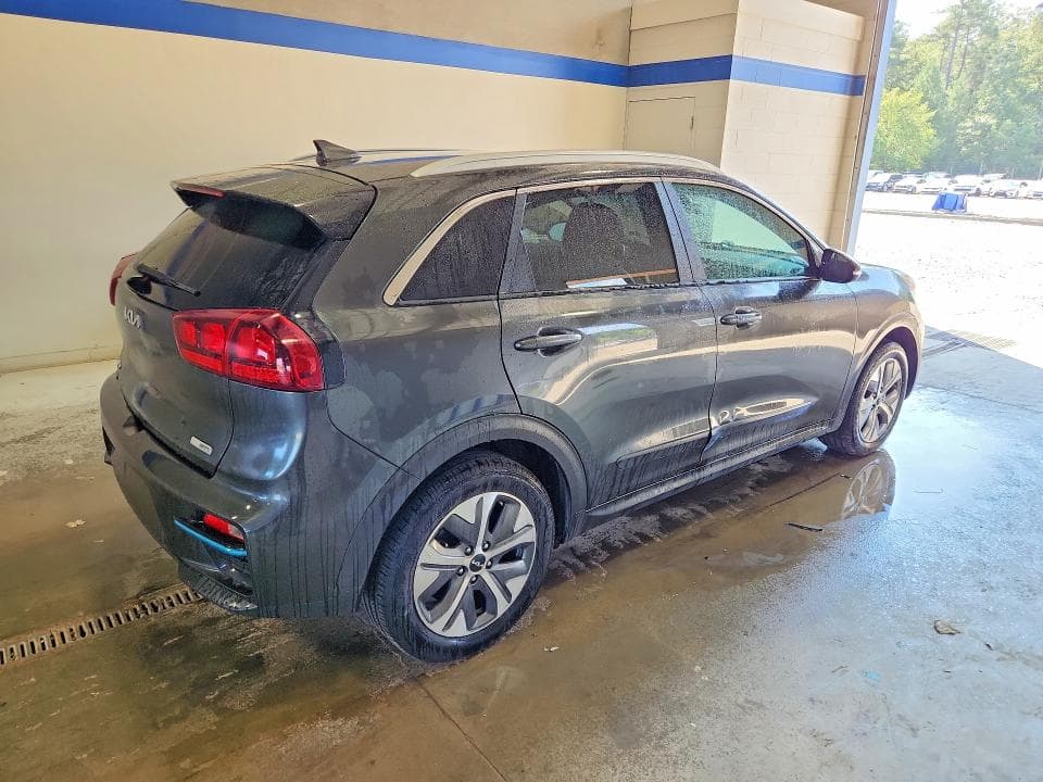 2022 KIA NIRO EV S 3