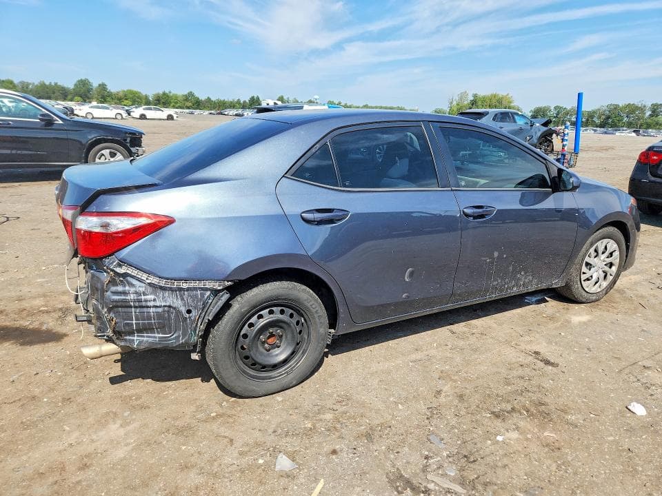 2017 TOYOTA COROLLA LE 3