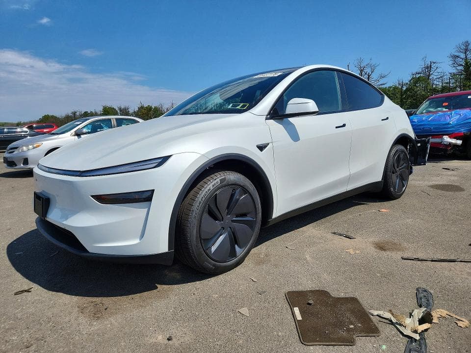 2026 TESLA MODEL Y - 1