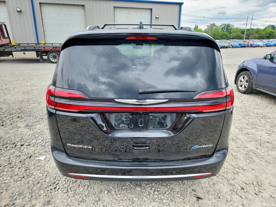 2025 CHRYSLER PACIFICA HYBRID PINNACLE 6
