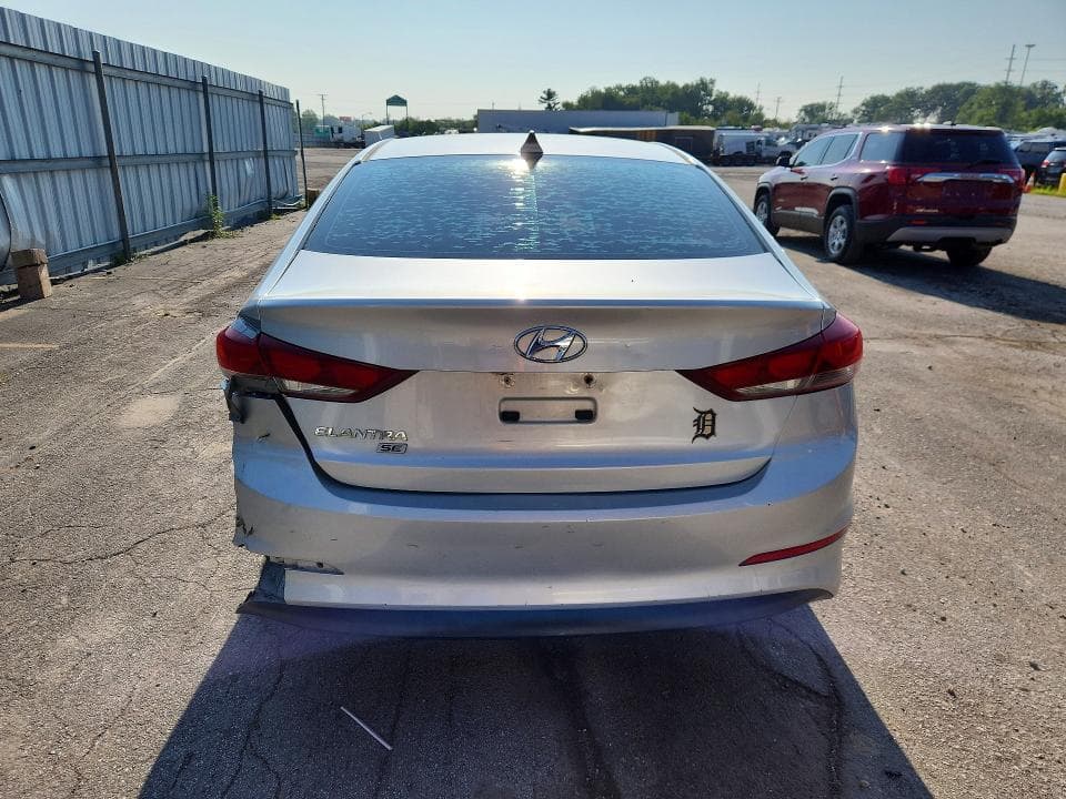 2017 HYUNDAI ELANTRA SE 6