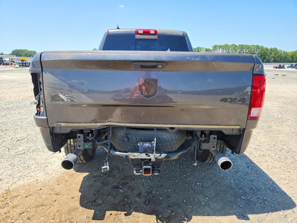 2017 RAM 1500 SLT 6