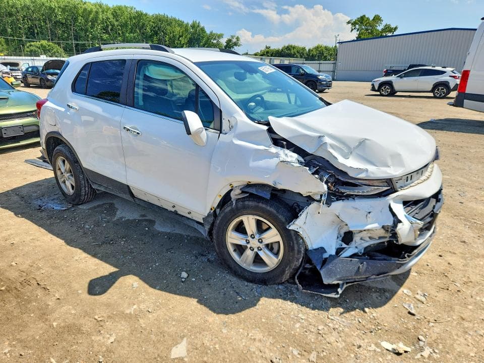 2019 CHEVROLET TRAX 1LT 4