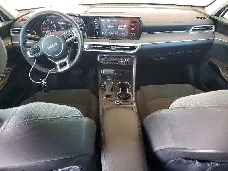 2022 KIA K5 LXS 8