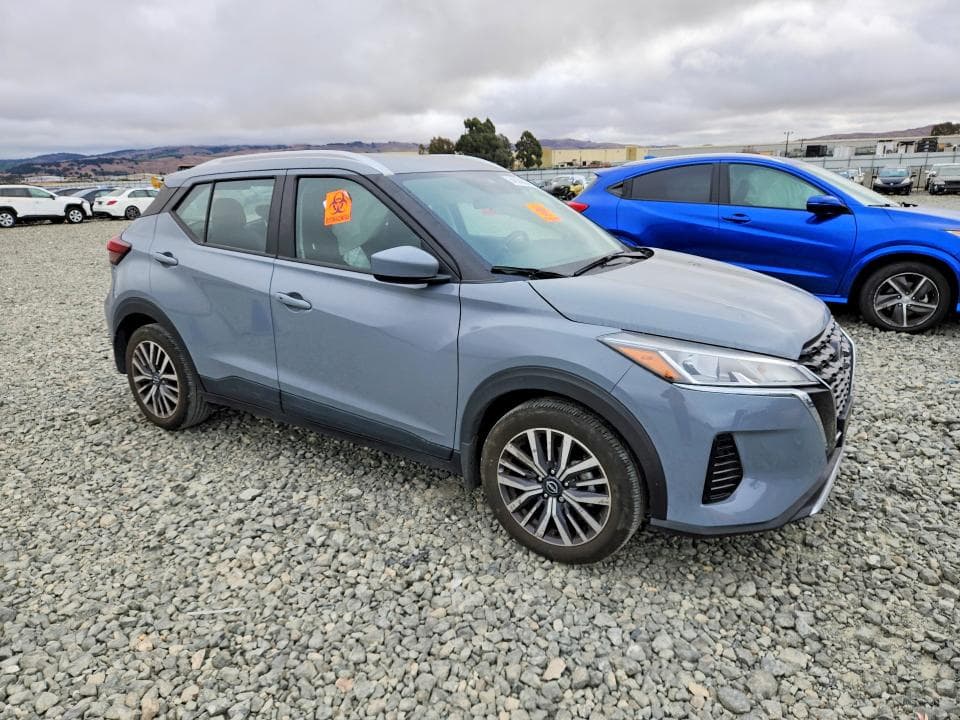 2023 NISSAN KICKS SV 4