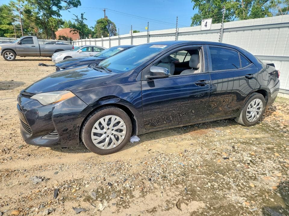 2018 TOYOTA COROLLA LE - 1