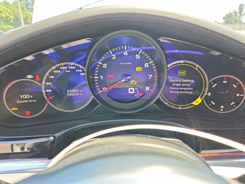 2018 PORSCHE PANAMERA 4 9