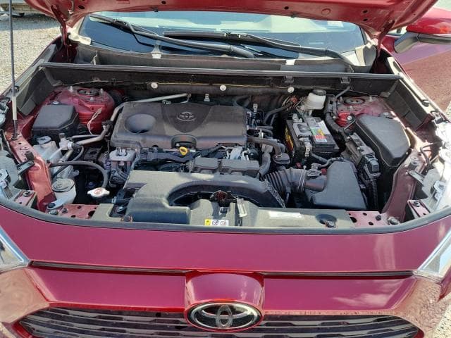 2019 TOYOTA RAV4 XLE 12