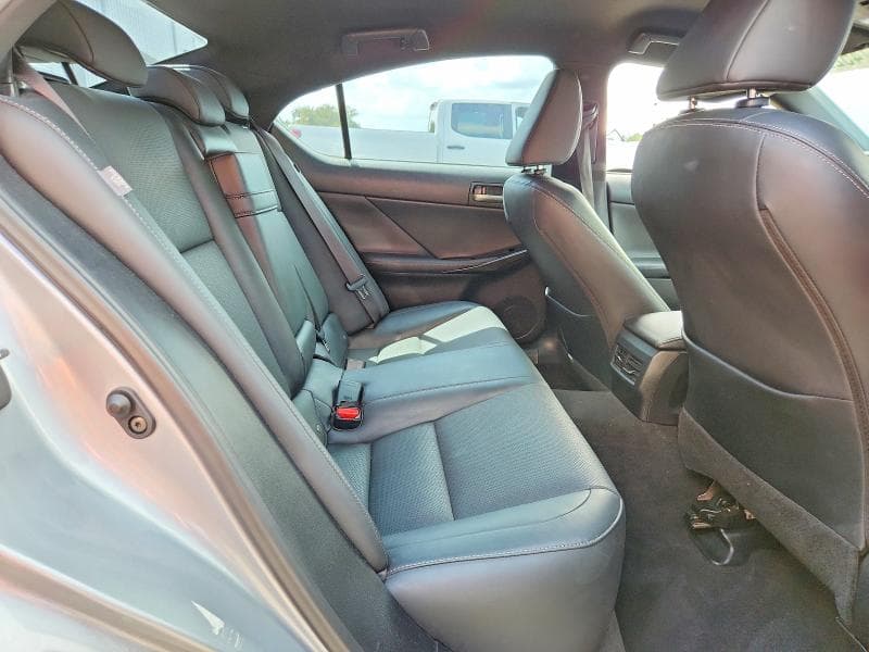 2021 LEXUS IS 300 10