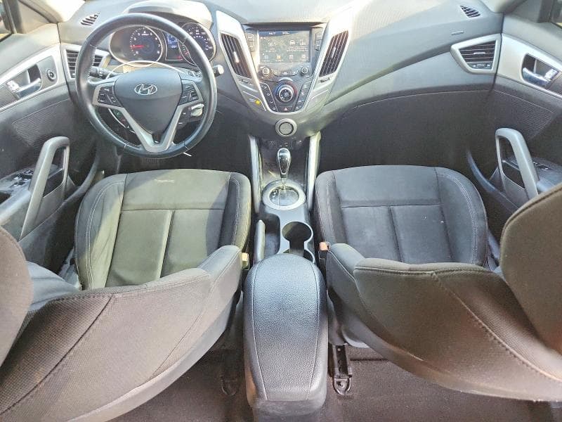 2017 HYUNDAI VELOSTER BASE 8