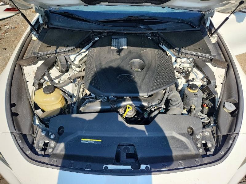 2017 INFINITI Q60 2.0T 11