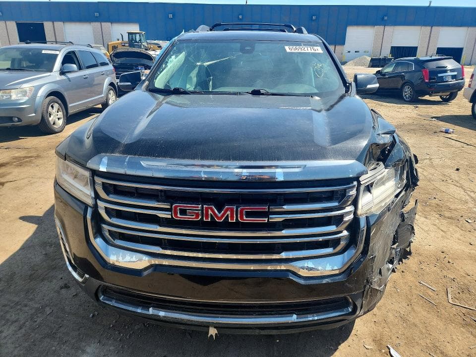 2021 GMC ACADIA AT4 5