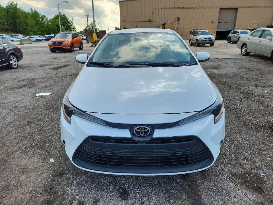 2024 TOYOTA COROLLA LE 5