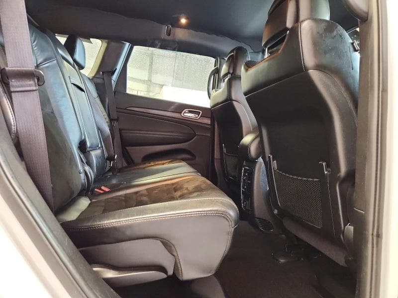 2021 JEEP GRAND CHEROKEE LAREDO 11