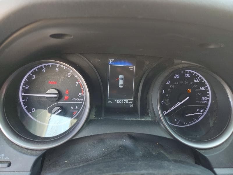 2021 TOYOTA CAMRY SE 9